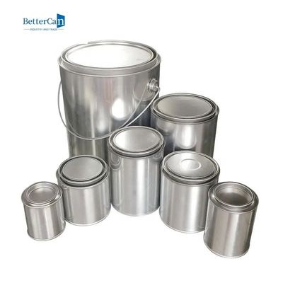 空のペンキの缶をリサイクルして、レバーのふたが付いている小さい缶を塗りなさい
