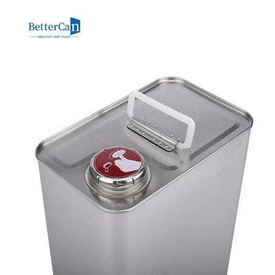 ペンキの缶を飾る4L F様式   ねじ上が付いている空の銀製のペンキの缶
