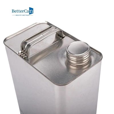 ペンキの缶を飾る4L F様式   ねじ上が付いている空の銀製のペンキの缶